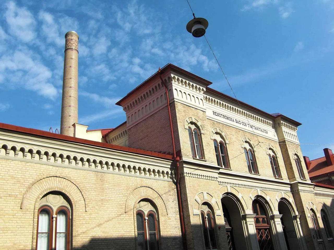 TPO Roofing Essentials: Benefits and Tips